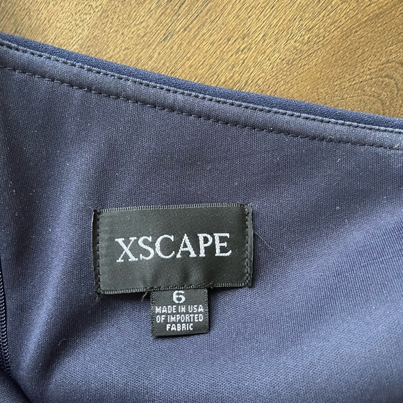 Beautiful formal navy blue dress. - Picture 6 of 6